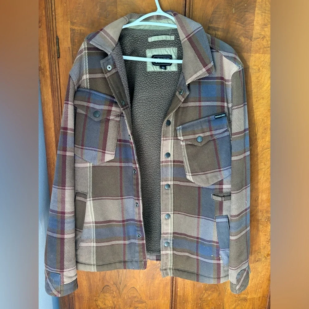Volcom plaid jacket - Picture 1 of 3